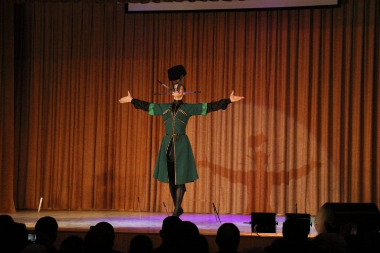 27.01.2016 мероприятие г. Хасавюрт в  ЦТКНРХ