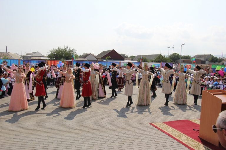 Открытие школы в с. Эндирей