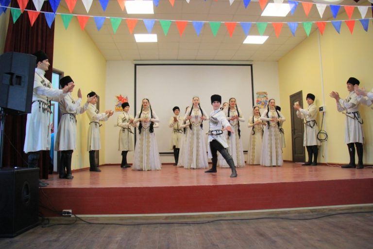 Концерт «Танцевальная шкатулка»