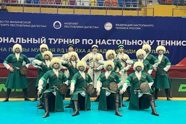 Торжественное открытие турнира по настольному теннису.