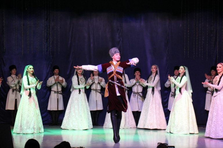 Сольный концерт «Краски осени»